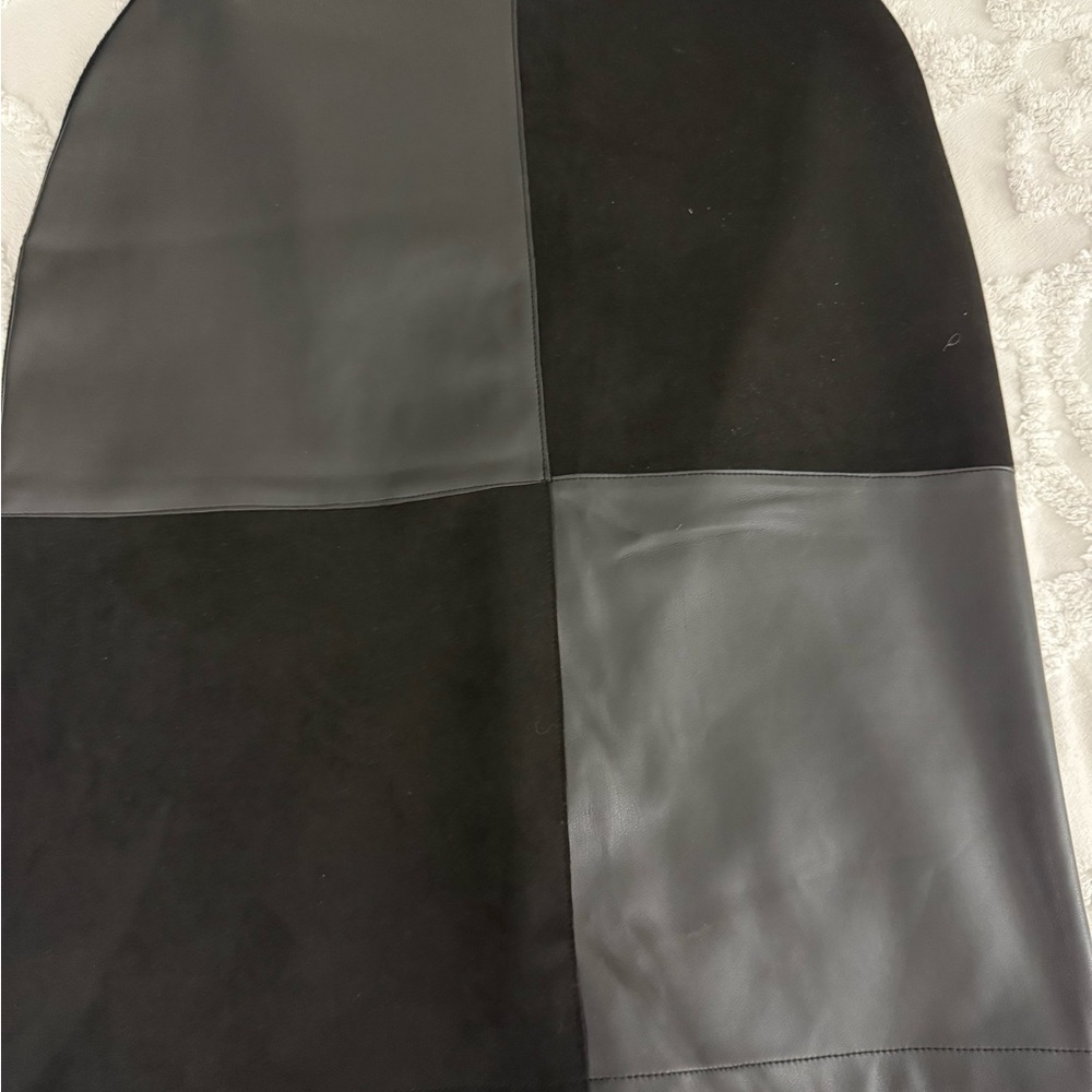 Milano Elegant Black Skirt